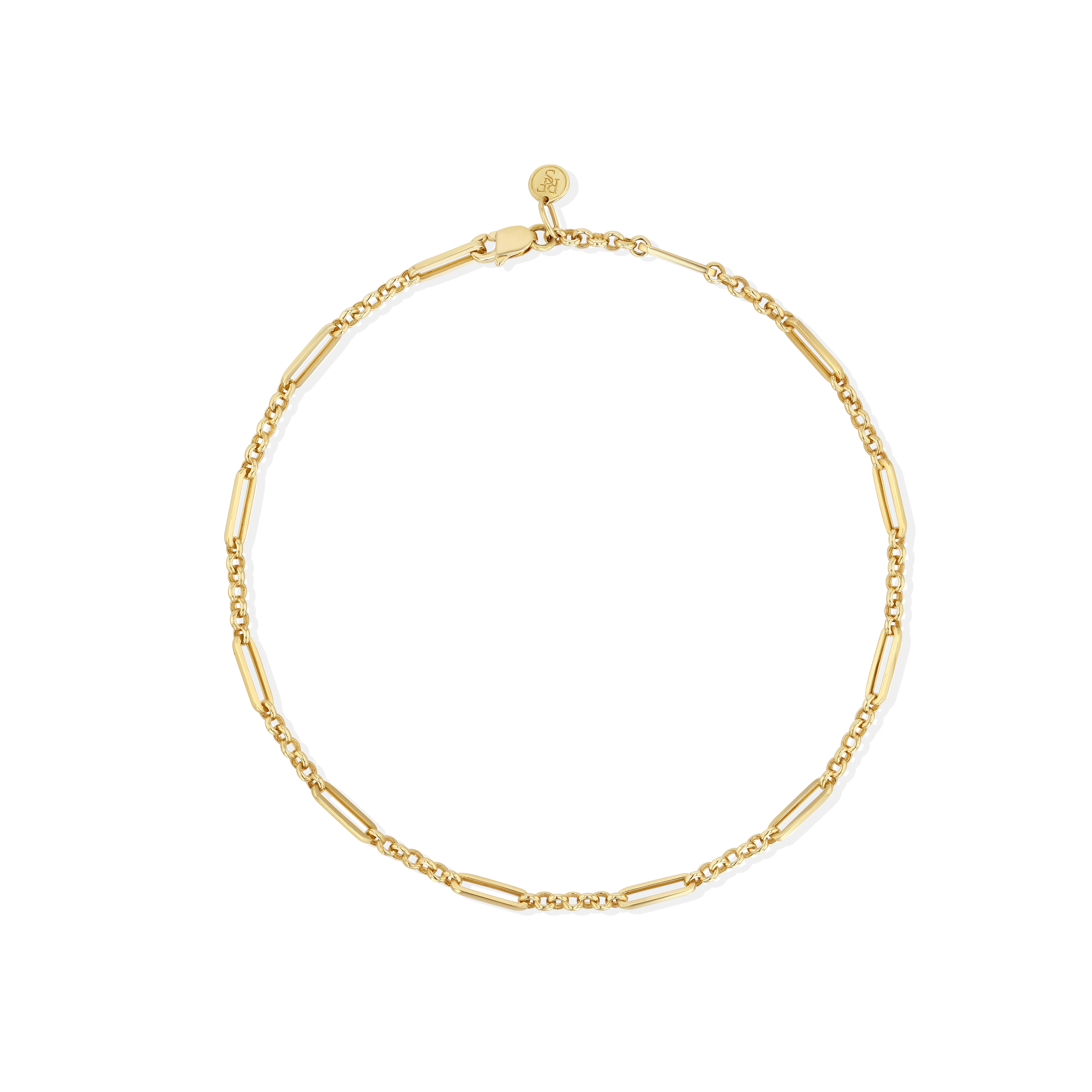 Hampton Anklet featuring a petite version of the brand’s signature chain, designed to be sleek, minimal, and fluid for everyday wear. Can be worn alone or paired with a charm.